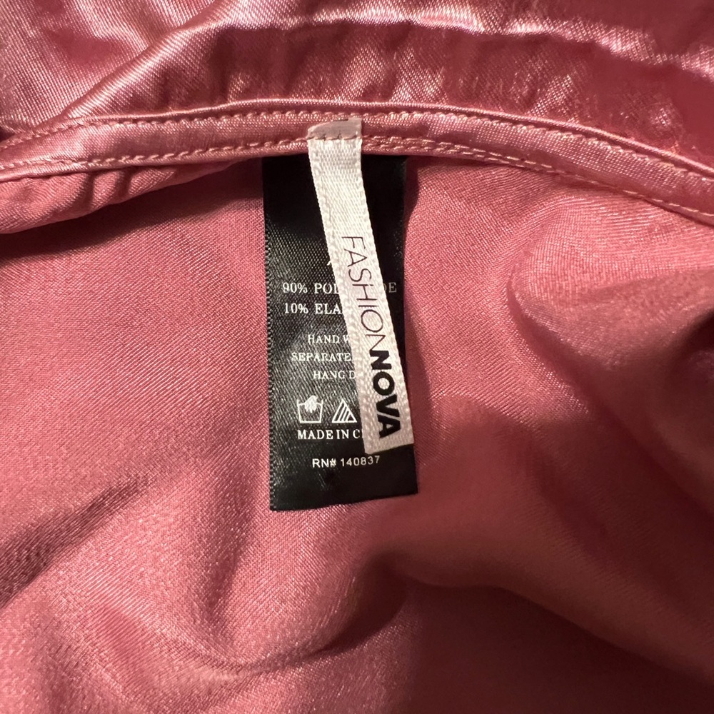 Fashion Nova Women’s Mauve Pink Button-Up Satin Sleep Shirt | Size: XL - Picture 7 of 7